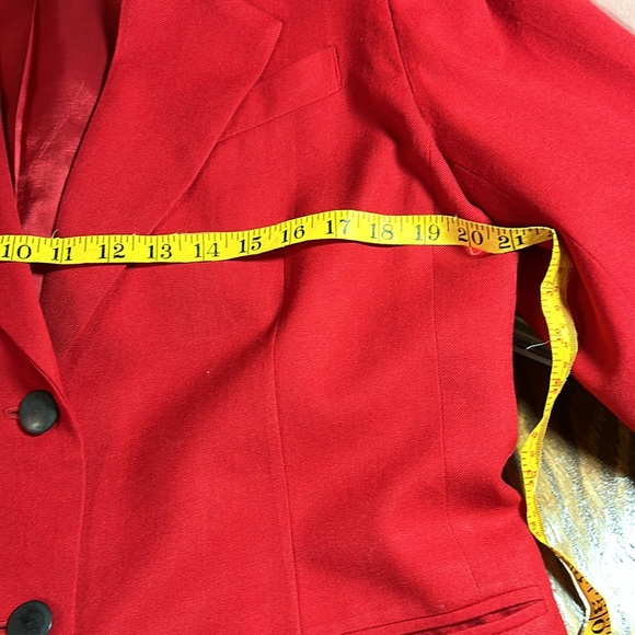 Leslie Fay Sportswear, ladies blazer, lipstick, red, black collar&Lapel, sz 16 - Picture 11 of 13